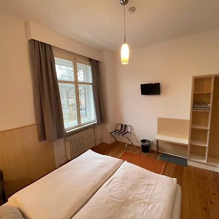 Bed & Breakfast Stadtpark 2*