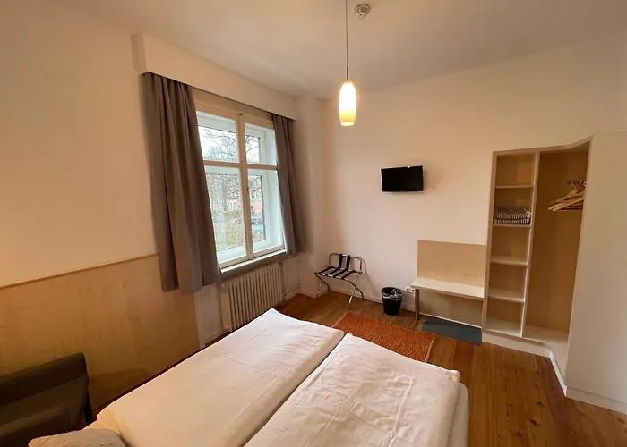 Frühstückspension Stadtpark 4*